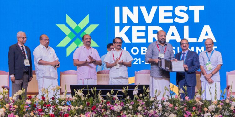 കേരളത്തിൽ 5000 കോടിയുടെ വമ്പൻ പദ്ധതികൾ പ്രഖ്യാപിച്ച് ലുലു; ​ഐടി ഫിനാൻസ് രംഗത്ത് വലിയ അവസരങ്ങളുമായി ഗ്ലോബൽ സിറ്റി