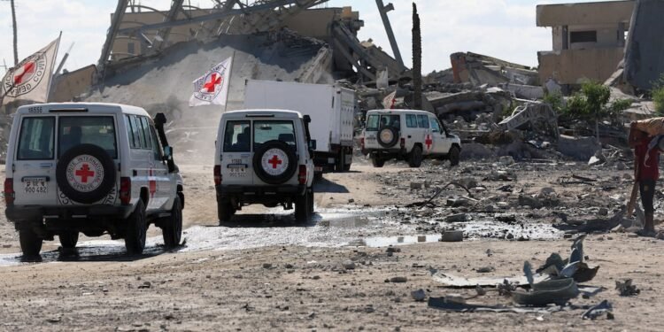 ഫലസ്തീനിൽ അവശേഷിച്ചിരുന്ന അവസാന ഇസ്രായേലി ബന്ദിയുടെ മൃതദേഹം കൈമാറി; വെടിനിര്‍ത്തല്‍ രണ്ടാംഘട്ടത്തിലേക്ക് നീങ്ങുമെന്ന് ഇസ്രായേൽ