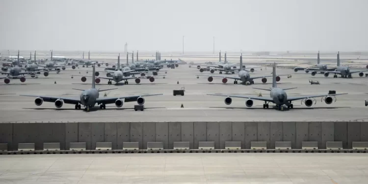 പശ്ചിമേഷ്യയിൽ യുദ്ധഭീഷണി ഉയരുന്നു; അൽ ഉദൈദ് എയർബേസിൽ യുഎസ് ടാങ്കർ വിമാനങ്ങളുടെ അസാധാരണ നീക്കം