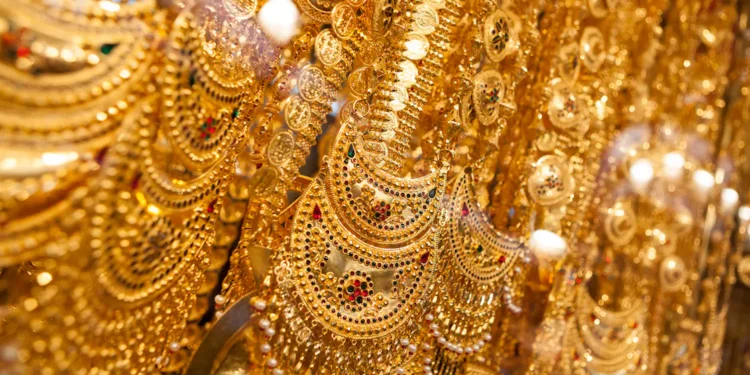 Gold prices set to surge; assessment suggests the price may reach ₹1.20 lakh per sovereign