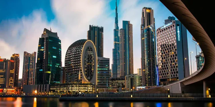 യുഎഇ, ലോകത്തിലെ ഏറ്റവും വലിയ നാലാമത്തെ നിക്ഷേപക രാജ്യം :ആസ്തി 10.75 ട്രില്യൻ ദിർഹം