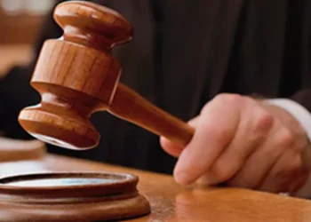 24 ലക്ഷം ദിർഹം തട്ടിപ്പ് കേസ്: രണ്ട് പ്രതികൾക്ക് മൂന്ന് വർഷം തടവ്