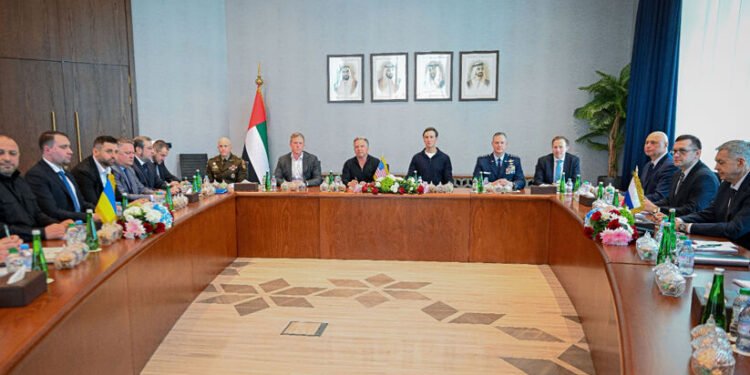 റഷ്യ–യുക്രൈൻ സംഘർഷം: അബൂദബിയിൽ രണ്ടാംഘട്ട ത്രിരാഷ്ട്ര ചർച്ചകൾക്ക് തുടക്കം