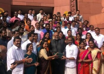 കേരളത്തിലെ ബി.ജെ.പി ജനപ്രതിനിധികൾക്ക് പാർലമെന്റിൽ ഉപരാഷ്ട്രപതി സി.പി. രാധാകൃഷ്ണന്റെ ആദരം