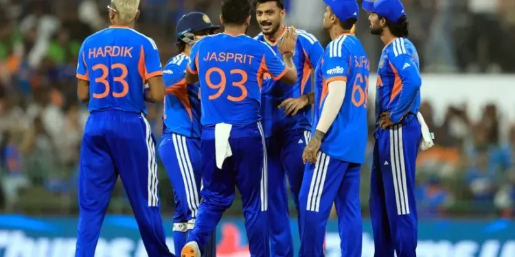 പാകിസ്താനെ 114 ന് ഒതുക്കി ഇന്ത്യക്ക് 61 റൺസ് ജയം; വമ്പൻ ജയത്തോടെ സൂപ്പർ എട്ടിലേക്ക്