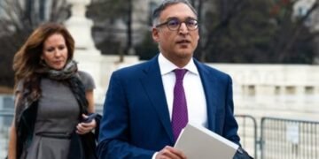 ട്രംപിന് കിട്ടിയ തിരിച്ചടിക്ക് പിന്നിൽ ഇന്ത്യൻ വംശജനായ അഭിഭാഷകൻ നീൽ കറ്റ്യാൽ