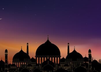 The UAE is gearing up for Ramadan celebrations; the retail sector is witnessing a surge in crowds.