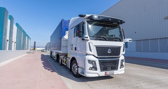 അബൂദബിയിൽ ഡ്രൈവറില്ലാ ട്രക്കുകളുടെ പരീക്ഷണ ഓട്ടം ആരംഭിച്ചു