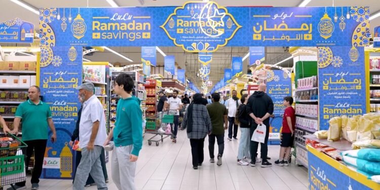 ഉത്പന്നങ്ങൾക്ക് 65 ശതമാനം വരെ കിഴിവ്, വിലസ്ഥിരത ; ആകർഷകമായ റമദാൻ ഓഫറുകളുമായി ലുലു