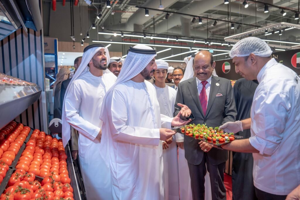 Lulu expands its retail presence; new Express outlet opens at Ghalila Mall.