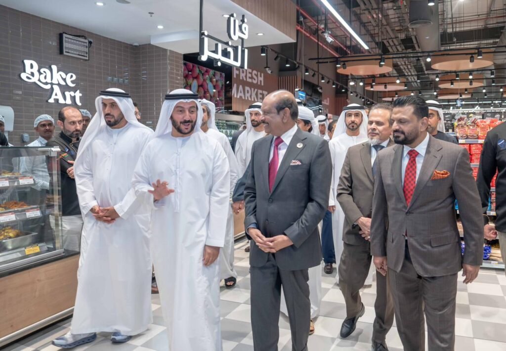 Lulu expands its retail presence; new Express outlet opens at Ghalila Mall.