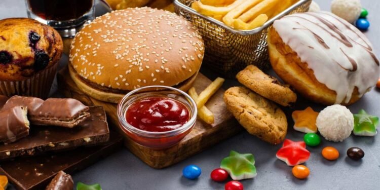 Lifestyle diseases on the rise; Abu Dhabi bans food and beverage advertisements.