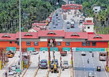 ദേശീയ പാത ടോൾ പ്ലാസകളിൽ ഏപ്രിൽ 1 മുതൽ കാഷ് പെയ്മെന്റ് ഇല്ല; ഫാസ്ടാഗ് അല്ലെങ്കിൽ യു.പി.ഐ നിർബന്ധം