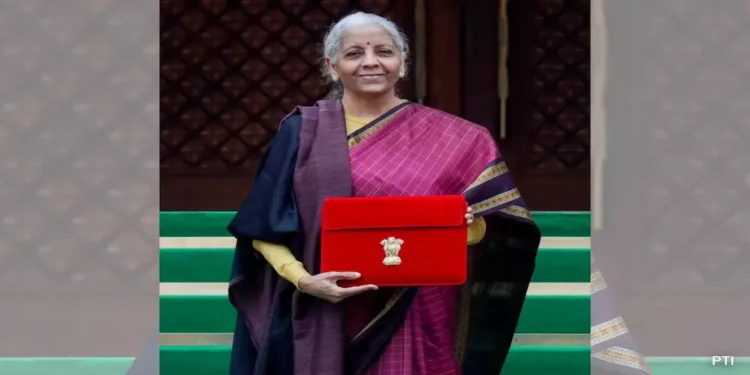 നിര്‍മല സീതാരാമൻ പാർലമെന്‍റിൽ; ബജറ്റ് അവതരണം തുടങ്ങി, ധനമന്ത്രിയുടെ ഒൻപതാമത്തെ ബജറ്റ്