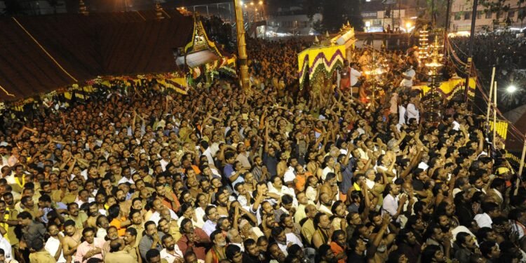 ശബരിമല കൊടിമര പുനപ്രതിഷ്ഠ: മൊഴി നൽകാൻ തയ്യാറായി മോഹൻലാലും സുരേഷ് ഗോപിയും; സ്വർണ നാണയങ്ങൾ നൽകിയെന്ന് സ്ഥിരീകരണം