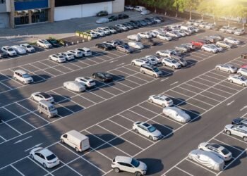 ഷാർജയിൽ പാർക്കിങ് എളുപ്പമാകും; കൂടുതൽ സ്മാർട്ട് യാർഡുകൾ വരുന്നു