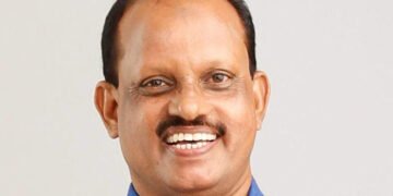 ഗ്ലാസ് ചിഹ്നത്തിൽ പോസ്റ്ററടിച്ച് പ്രചാരണം തകൃതി; പട്ടിക വന്നപ്പോൾ അഹമ്മദ് ദേവർകോവിലിന് ചിഹ്നം ബക്കറ്റ്!