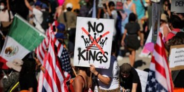 ട്രംപിനെതിരെ ‘നോ കിങ്‌സ്’ പ്രക്ഷോഭം ശക്തം: യു.എസ് മുഴുവൻ ജനകീയ പ്രതിഷേധം വ്യാപിക്കുന്നു