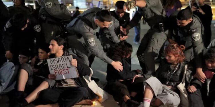 യുദ്ധവിരുദ്ധ പ്രതിഷേധം ഇസ്രായേലിൽ ശക്തം; 21 പേർ അറസ്റ്റിൽ