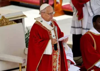 ബൈബിൾ ഉദ്ധരിച്ച് യുദ്ധം ചെയ്യുന്നവരുടെ പ്രാർഥന ദൈവം കേൾക്കില്ല – ലിയോ മാർപ്പാപ്പ