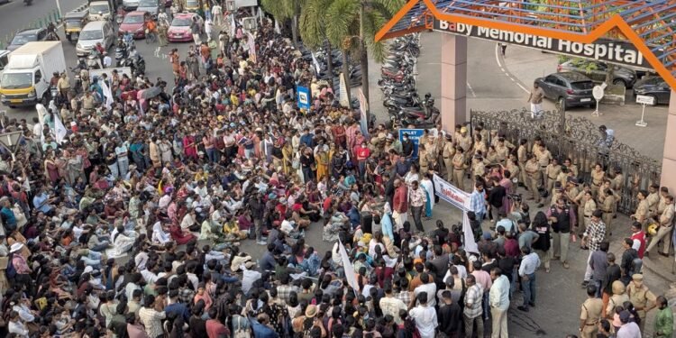 നഴ്സുമാരുടെ സമരം; ചർച്ച പരാജയം, നാളെ മുതൽ വീണ്ടും സമരം