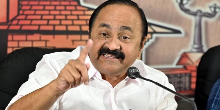 ചട്ടം ലംഘിച്ച്​ പരസ്യം; മു​ഖ്യ​തെ​ര​ഞ്ഞെ​ടു​പ്പ് കമീഷന്​ പ്രതിപക്ഷ നേതാവിന്‍റെ കത്ത്​