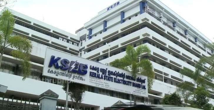 വൈദ്യുതി ബില്ലിൽ പ്രചാരണ വാചകം; തെരഞ്ഞെടുപ്പ് കമ്മീഷന് പരാതി