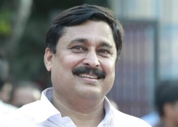 മത്സരിക്കാനില്ലെന്ന് പറഞ്ഞിട്ടും സ്ഥാനാർഥിയാക്കി; താനൂരിൽ പ്രചാരണത്തിനിറങ്ങാതെ വി. അബ്ദുറഹിമാൻ