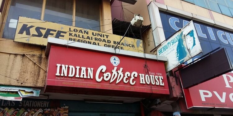 എൽപിജി ക്ഷാമം: ഇന്ത്യൻ കോഫിഹൗസുകളിൽ നിയന്ത്രണം; ഉച്ചയ്ക്ക് ചായയും കാപ്പിയും ഇല്ല