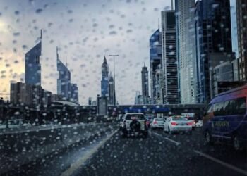 യുഎഇയിൽ ഇടവിട്ട മഴയ്ക്കും മേഘാവൃതമായ കാലാവസ്ഥക്കും സാധ്യത