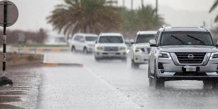 There is a possibility of rain in the UAE until Thursday; warning issued by the meteorological center.