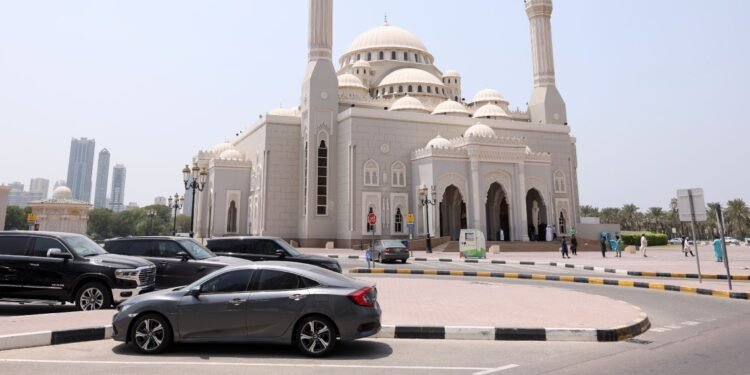 worshippers-visiting-mosques-must-strictly-follow-the-parking-system-advises Sharjah police