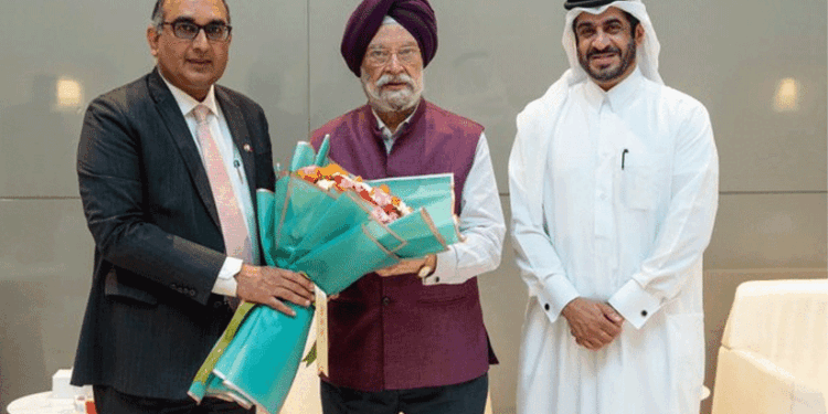 കേന്ദ്ര പെട്രോളിയം – പ്രകൃതിവാതക മന്ത്രി ഹർദീപ് സിങ് പുരി ഖത്തറിൽ