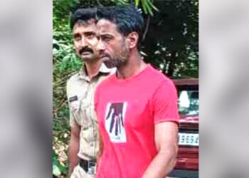 പി. ദിവ്യശ്രീ കൊലക്കേസ്; കൊലപാതക ദൃശ്യങ്ങൾ കോടതിയിൽ ഹാജരാക്കി. പ്രതിക്ക് മൂന്നു ജീവപര്യന്തം ശിക്ഷ വിധിച്ചു.