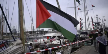 ഗസ്സയിലേക്ക് വീണ്ടും കപ്പൽപ്പട; ഉപരോധം ലംഘിക്കാൻ 70 രാജ്യങ്ങളിൽ നിന്നുള്ള പ്രവർത്തകർ