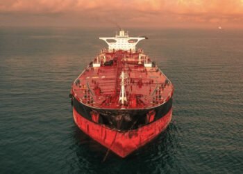 കളി ചൈനയോട് വേണ്ട! യു.എസ് ഭീഷണി അവഗണിച്ച് ചൈനീസ് കപ്പൽ ഹുർമുസ് കടന്നു