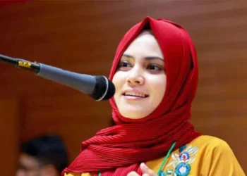 പേരാമ്പ്രയിൽ വിജയം ഉറപ്പെന്ന് ഫാത്തിമ തഹ്ലിയ; ജനവിധി അംഗീകരിക്കുമെന്ന് ടി.പി. രാമകൃഷ്ണൻ