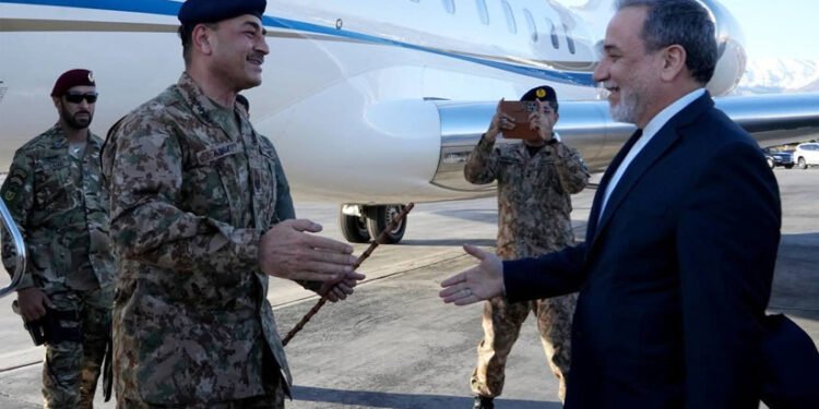 സമാധാന ചർച്ചക്ക് പാക് സൈനിക മേധാവി അസിം മുനീർ ഇറാനിൽ; വെടിനിർത്തൽ കരാർ രണ്ടാഴ്ചകൂടി തുടർന്നേക്കും