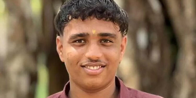 യൂട്യൂബ് കണ്ടു പരീക്ഷണം; സ്റ്റീൽ പാത്രത്തിനടിയിൽ പടക്കം പൊട്ടിച്ച് 16കാരന് ദാരുണാന്ത്യം