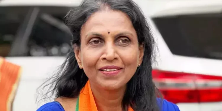 ‘പോടാ പുല്ലേ പൊലീസേ’ മുദ്രാവാക്യം; ആർ.ശ്രീലേഖയെ പ്രതി ചേർത്ത് പൊലീസ്