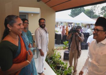 ദുരന്തത്തിന്റെ കണ്ണീർ മറന്ന് പുതിയ ജീവിതത്തിലേക്ക്