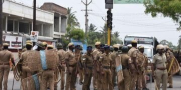 വോട്ടിന് പണം കിട്ടിയില്ലെന്ന് ആരോപണം; തമിഴ്‌നാട്ടിൽ റോഡ് ഉപരോധിച്ച് പ്രതിഷേധം