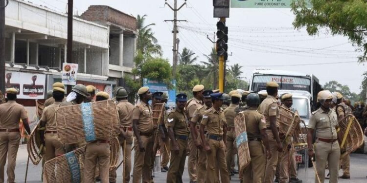 വോട്ടിന് പണം കിട്ടിയില്ലെന്ന് ആരോപണം; തമിഴ്‌നാട്ടിൽ റോഡ് ഉപരോധിച്ച് പ്രതിഷേധം