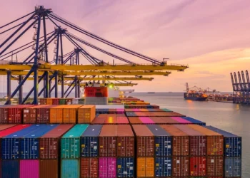 ആഗോള വ്യാപാര രംഗത്ത് യു.എ.ഇക്ക് ചരിത്രനേട്ടം; ആഗോള കയറ്റുമതിയിൽ ടോപ്പ് 10ൽ