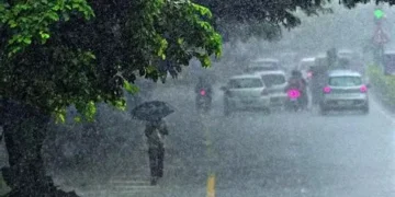 കേരളത്തിൽ ശക്തമായ മഴക്കും ഇടിമിന്നലിനും സാധ്യത