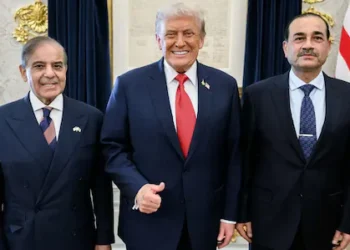 പാക്കിസ്ഥാന്റെ ഇടപെടൽ; ട്രംപ് വെടിനിർത്തൽ പ്രഖ്യാപിച്ചു, ഇറാൻ സമ്മതം സൂചിപ്പിച്ചു – എണ്ണവില ഇടിഞ്ഞു, സ്വർണം കുതിച്ചു