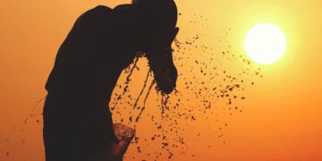 രണ്ടാഴ്ച ഇന്ത്യ ചുട്ടുപൊള്ളും! തീവ്ര ഉഷ്ണതരംഗ ഭീഷണിയിൽ രാജ്യം, ലോകത്തിലെ ഏറ്റവും ചൂടേറിയ പ്രദേശമാകും