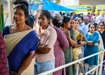 വിധിയെഴുതി കേരളം: 77.75% പോളിംഗ്; കോഴിക്കോടും പാലക്കാടും 80% കടന്നു, ചിലയിടങ്ങളിൽ സംഘർഷം