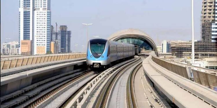 ദുബൈയിൽ വിമാനത്താവളങ്ങളെ ബന്ധിപ്പിച്ച് എയർപോർട്ട് എക്സ്പ്രസ് ലൈൻ