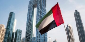 ഒരൊറ്റ പതാകയ്ക്ക് കീഴിൽ യു.എ.ഇ; ഐക്യത്തിന്റെയും ദേശീയ അഭിമാനത്തിന്റെയും പ്രതീകമായി പതാക ഉയർത്തൽ – ലഫ്.ജനറൽ മുഹമ്മദ് അൽ മർറി